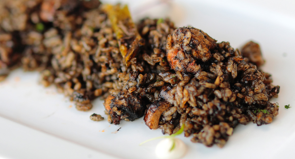 Riz noir (riz espagnol Bomba, de Calasparrra)